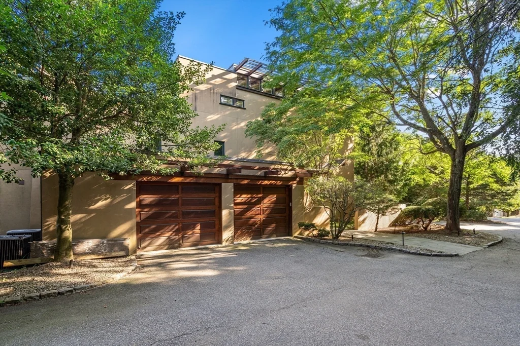 225 Kenrick St, Newton