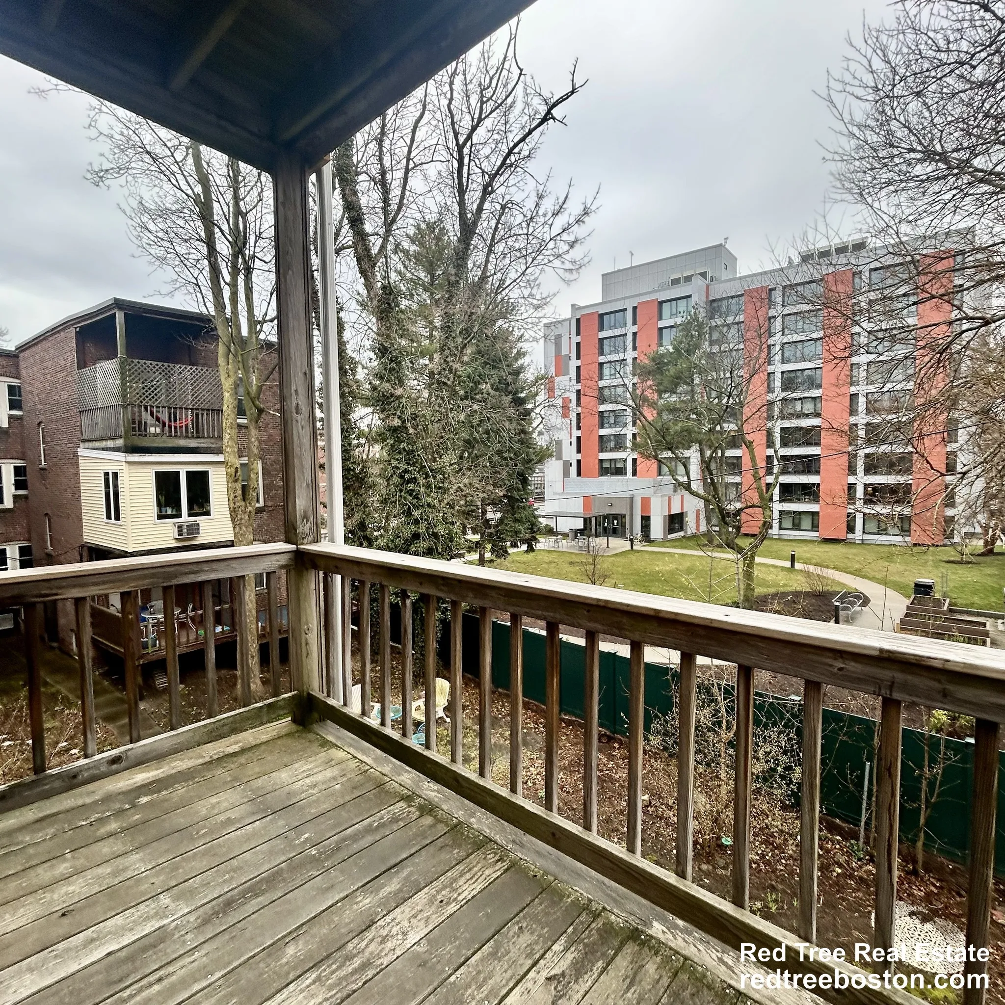 10 Dwight St, North Brookline