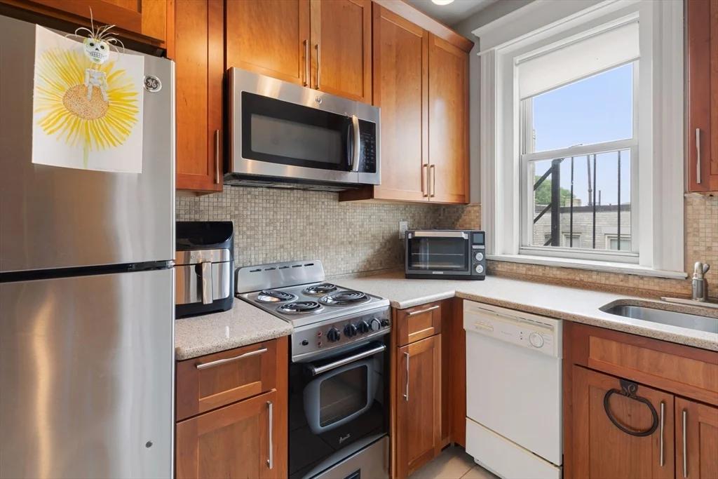 1669 Commonwealth Ave, Brighton