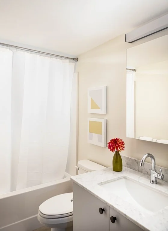 1060 Broadway, Davis Square