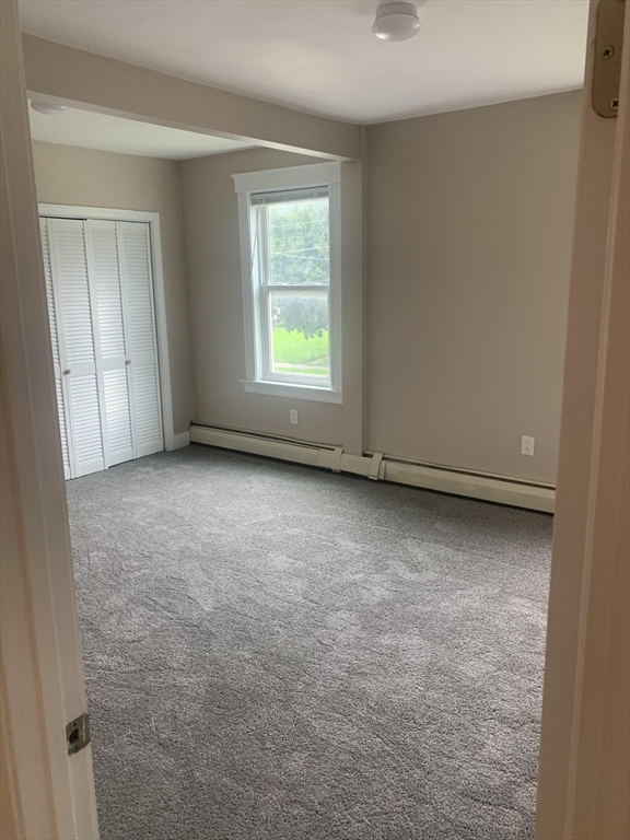 292 Providence Rd, Grafton