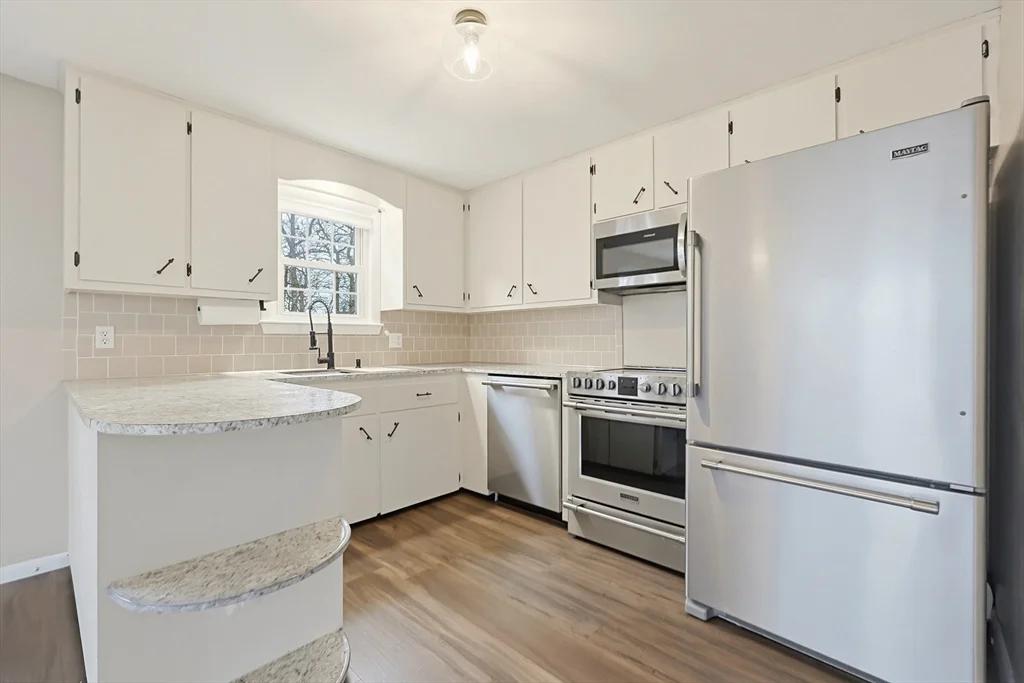 110 Oswego, South Bellingham