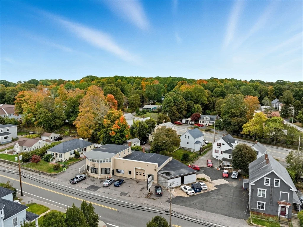 181 Park St, North Attleboro