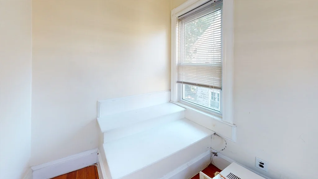 47 Fairbanks, Brighton