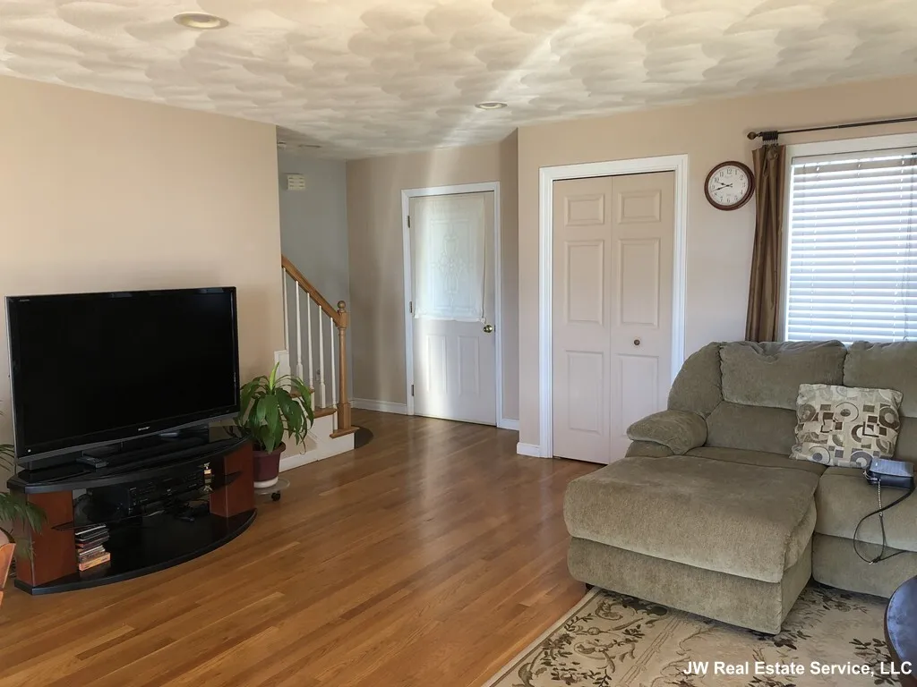 111 Oxford St, Revere