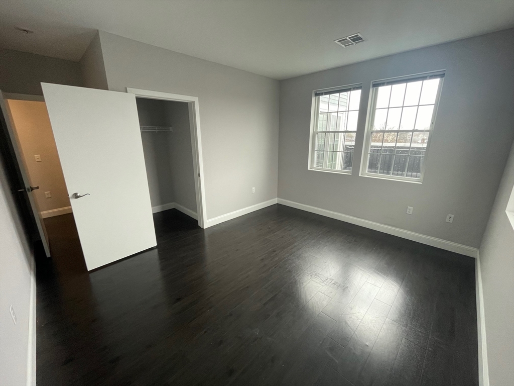 431 River St, Waltham