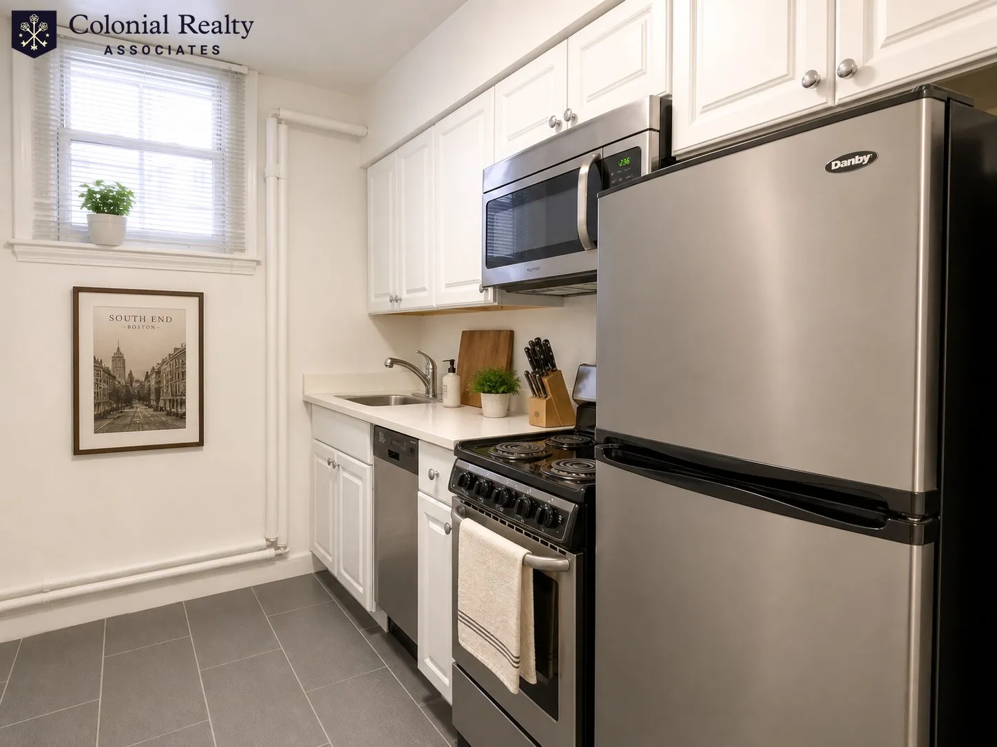 304 Berkeley St, Back Bay