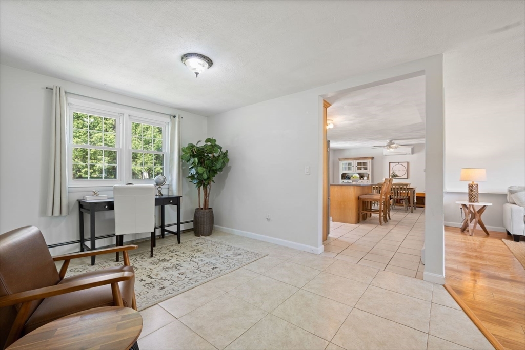 112 Argilla Rd, Andover