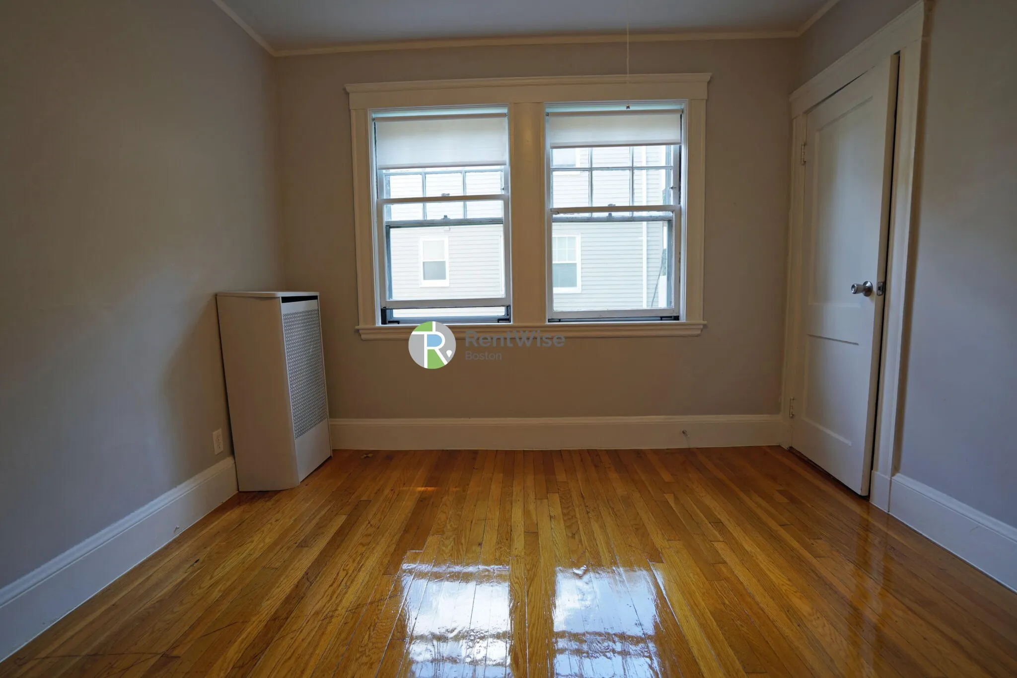 136 Arlington St, Oak Square