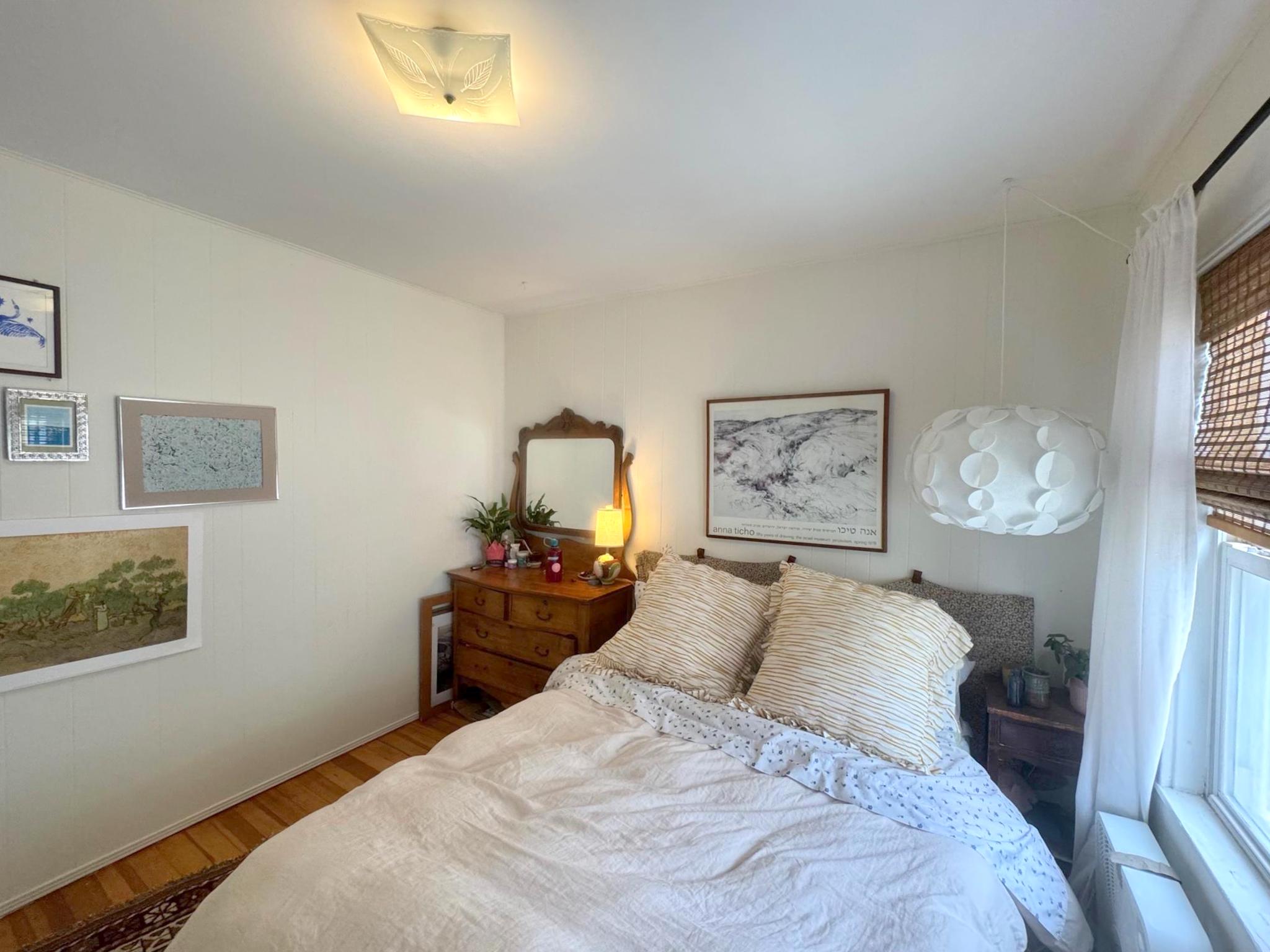 16 Corinthian Rd, Tufts