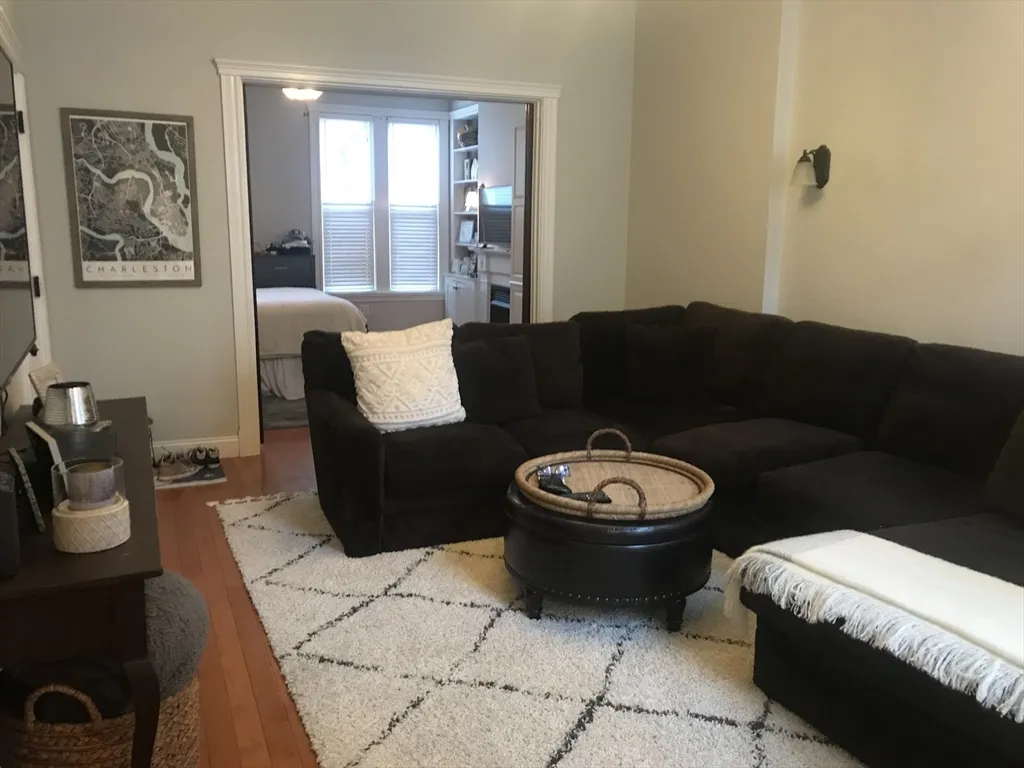 118 F St, South Boston