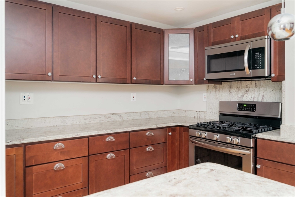 16 Chapin Rd, Newton Center