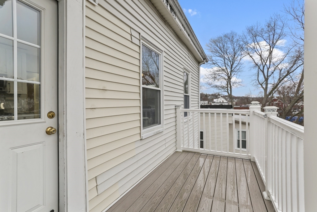 1283 Massachusetts Ave, Arlington Heights