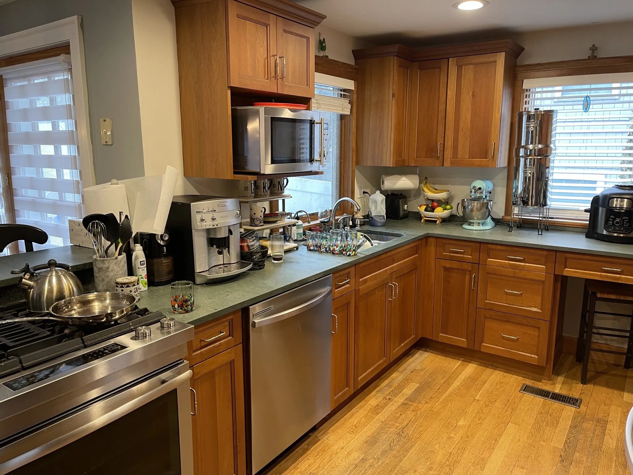 49 Beal Rd, Warrendale