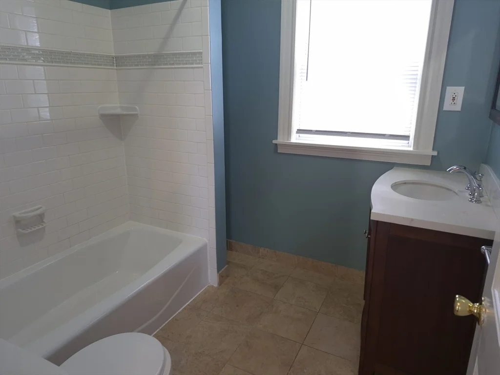 50 Gledhill Ave, Everett