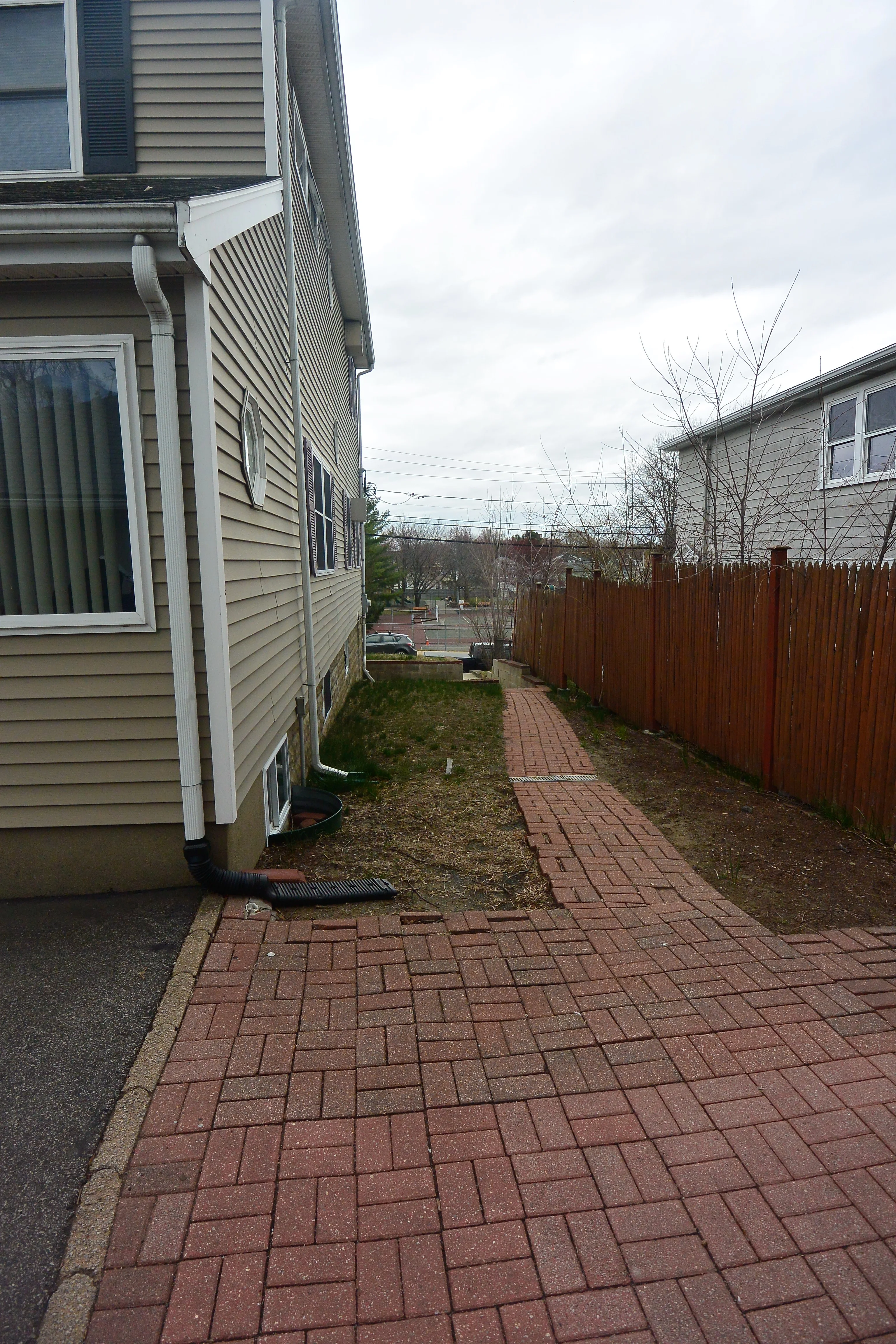 56 Westminster Ave, Watertown