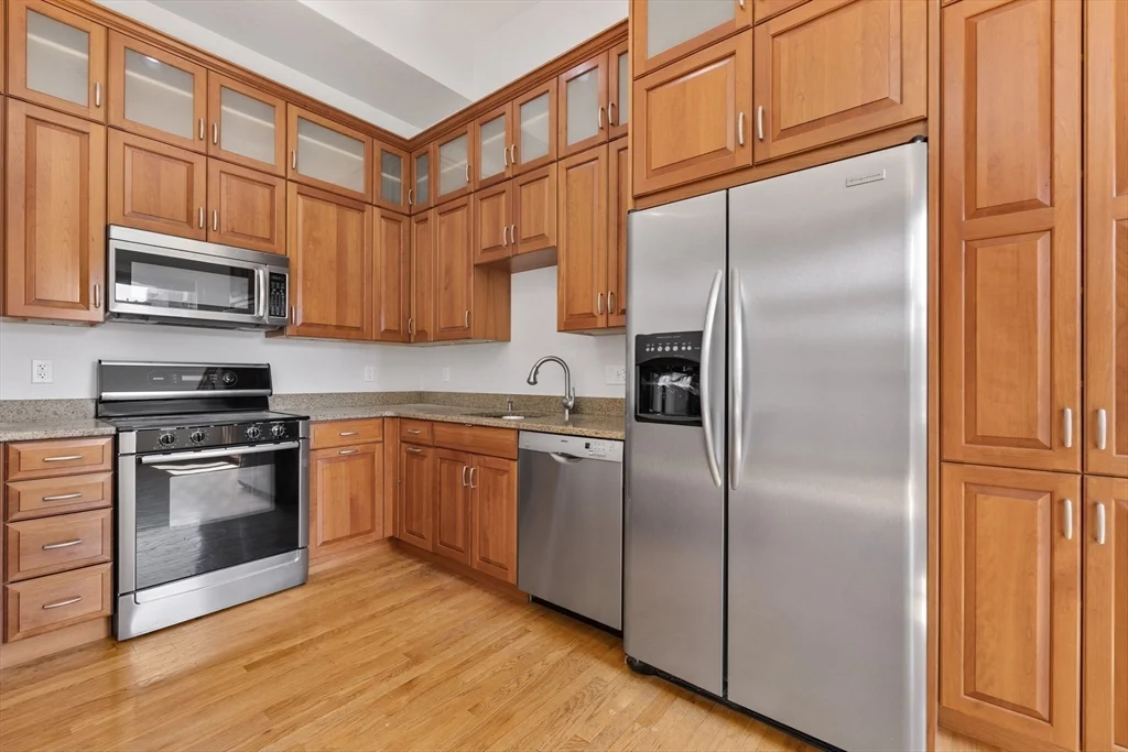 403 Marlborough St, Back Bay