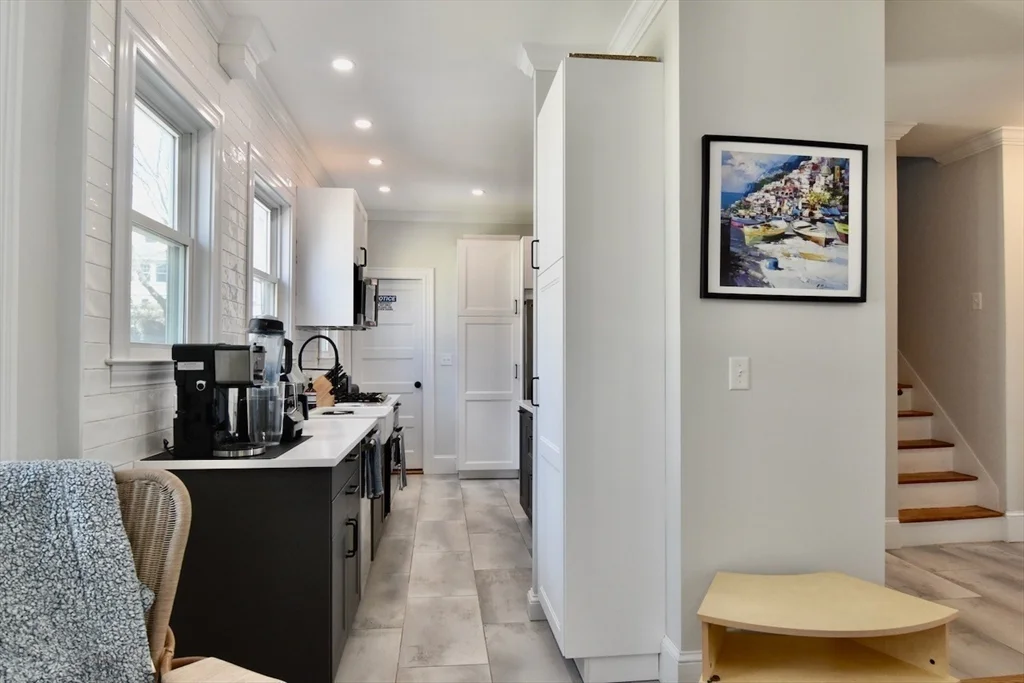 14 Castle Rock St, Dorchester