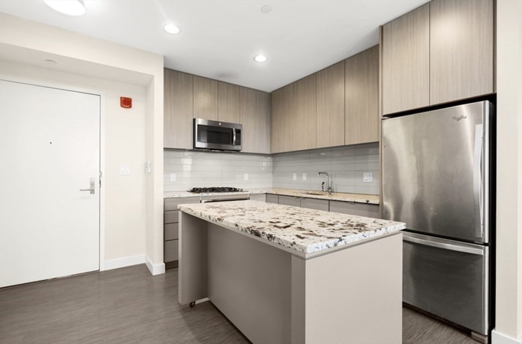 80-82 Fenwood, Fenway