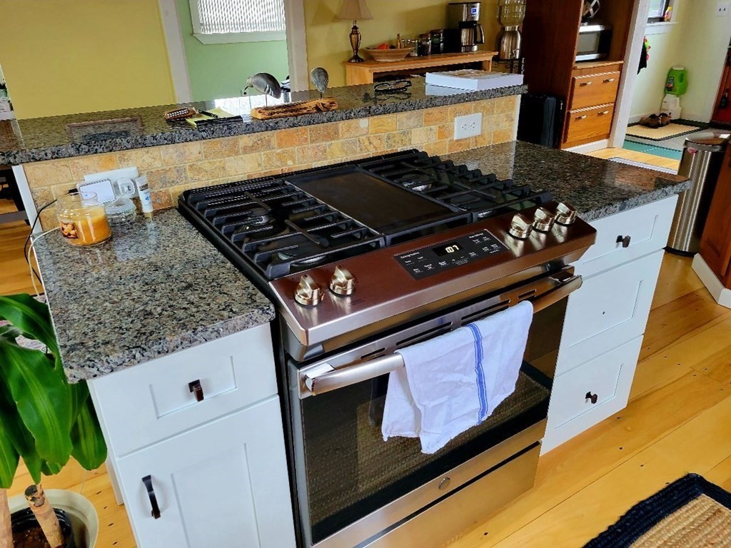 13 Plum Island Tpk, Plum Island