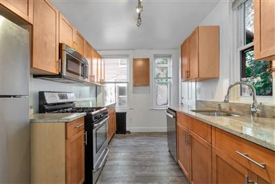 5 Murdock Ter, Brighton