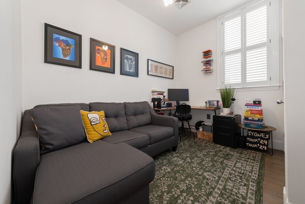 55 W Broadway, South Boston