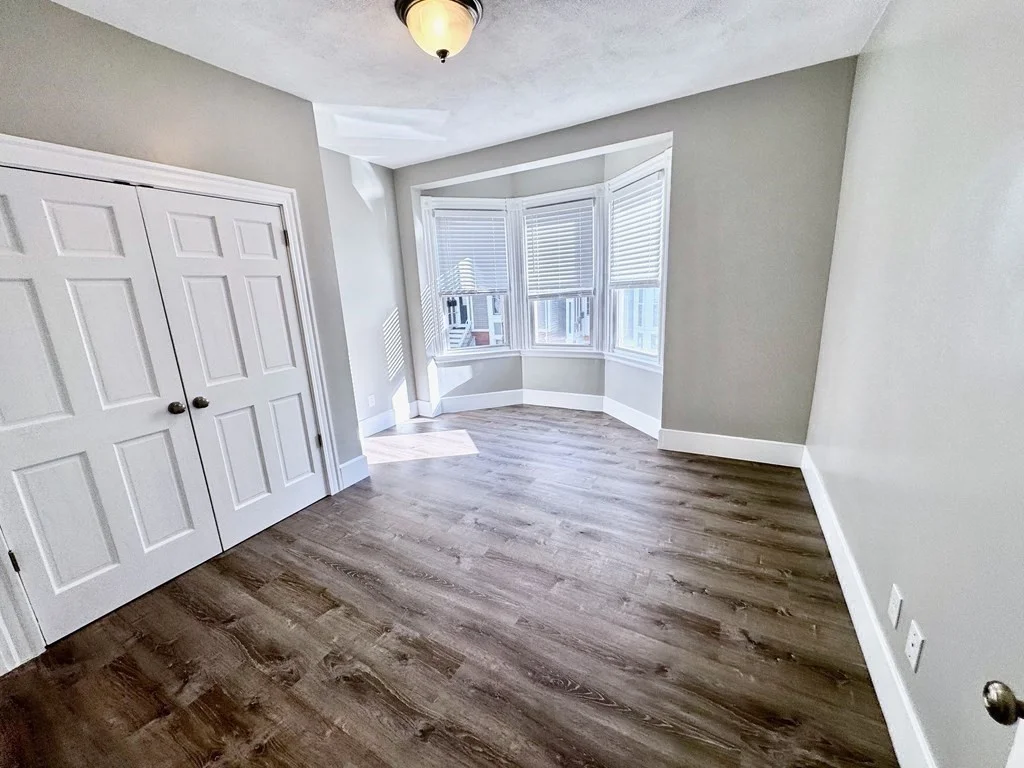 61 Gates St, South Boston