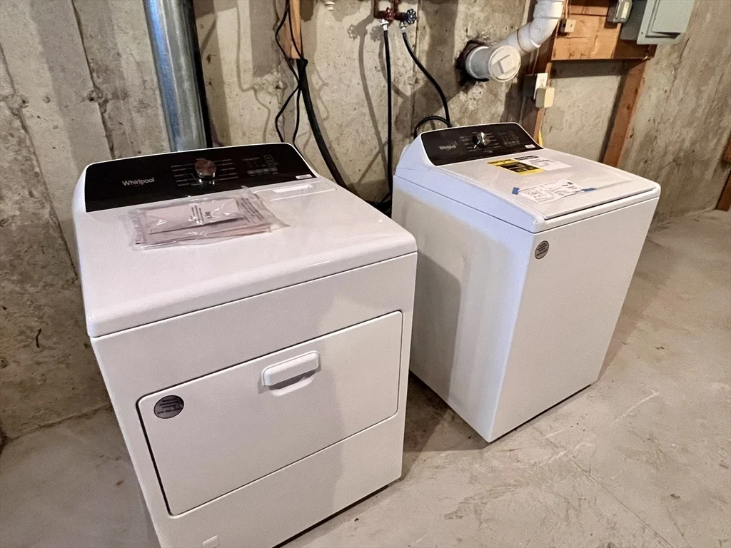 118 Wyoming Ave, Oak Grove