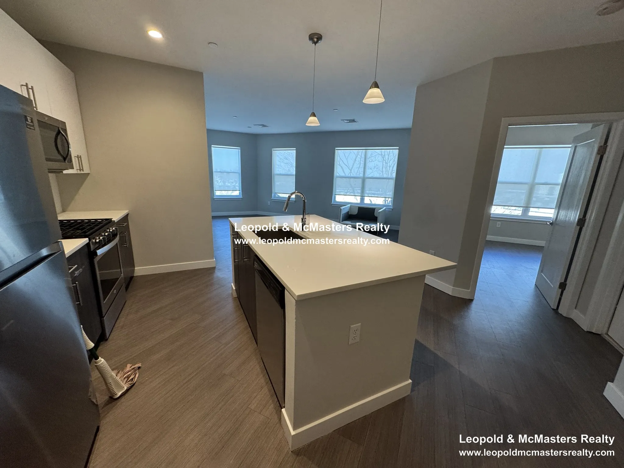 23 Bridge St, Quincy