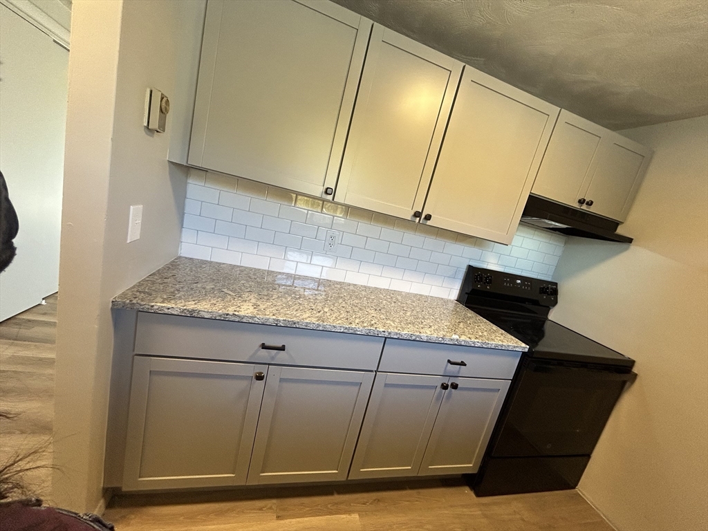 71 American Legion Highway, Westport