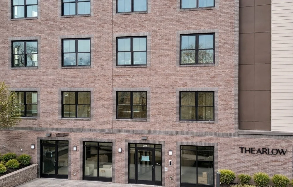 375 Cummins Highway, Roslindale