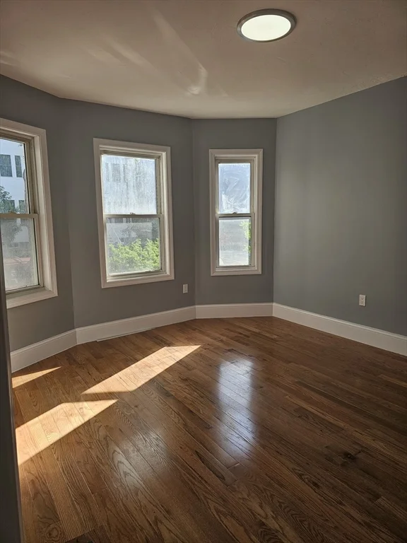 10 Hosmer St, Mattapan