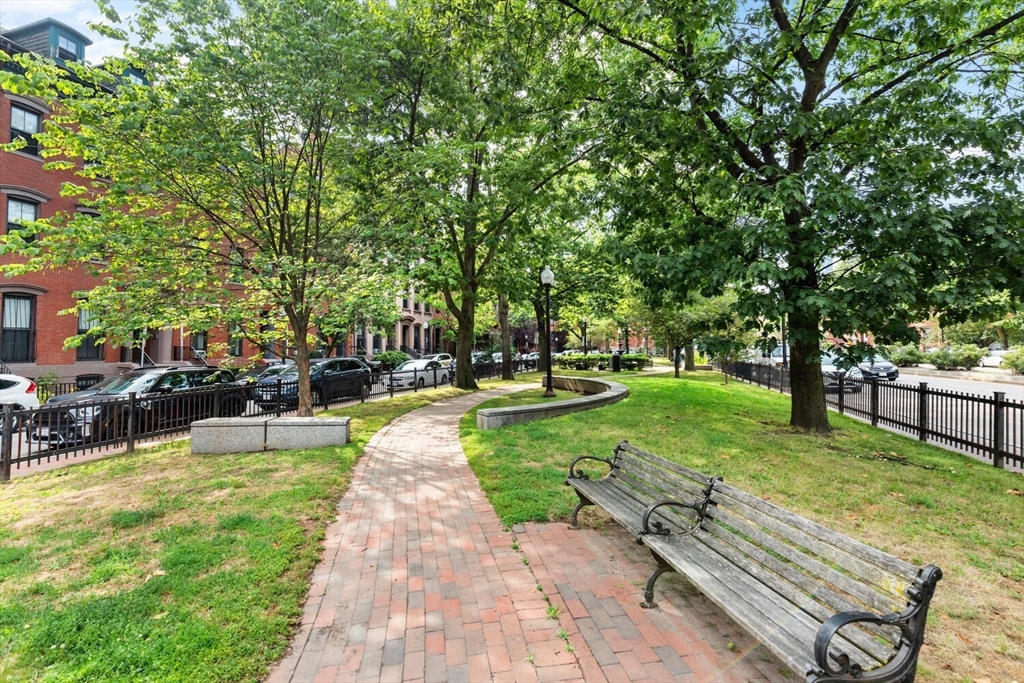 565 Massachusetts Ave, South End