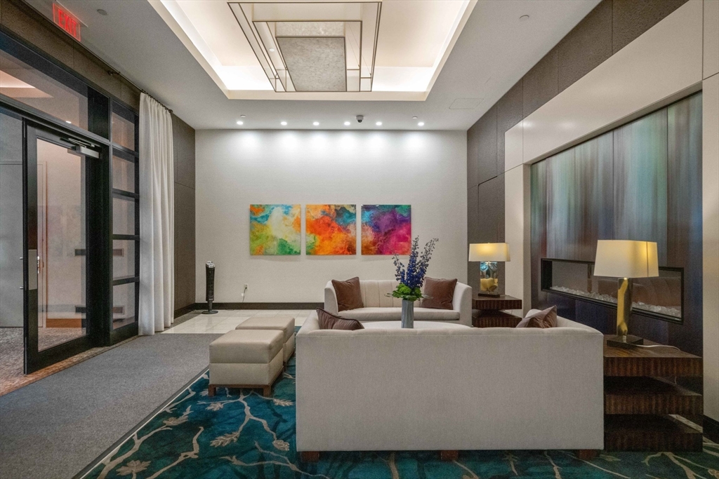 500 Atlantic Ave, Waterfront