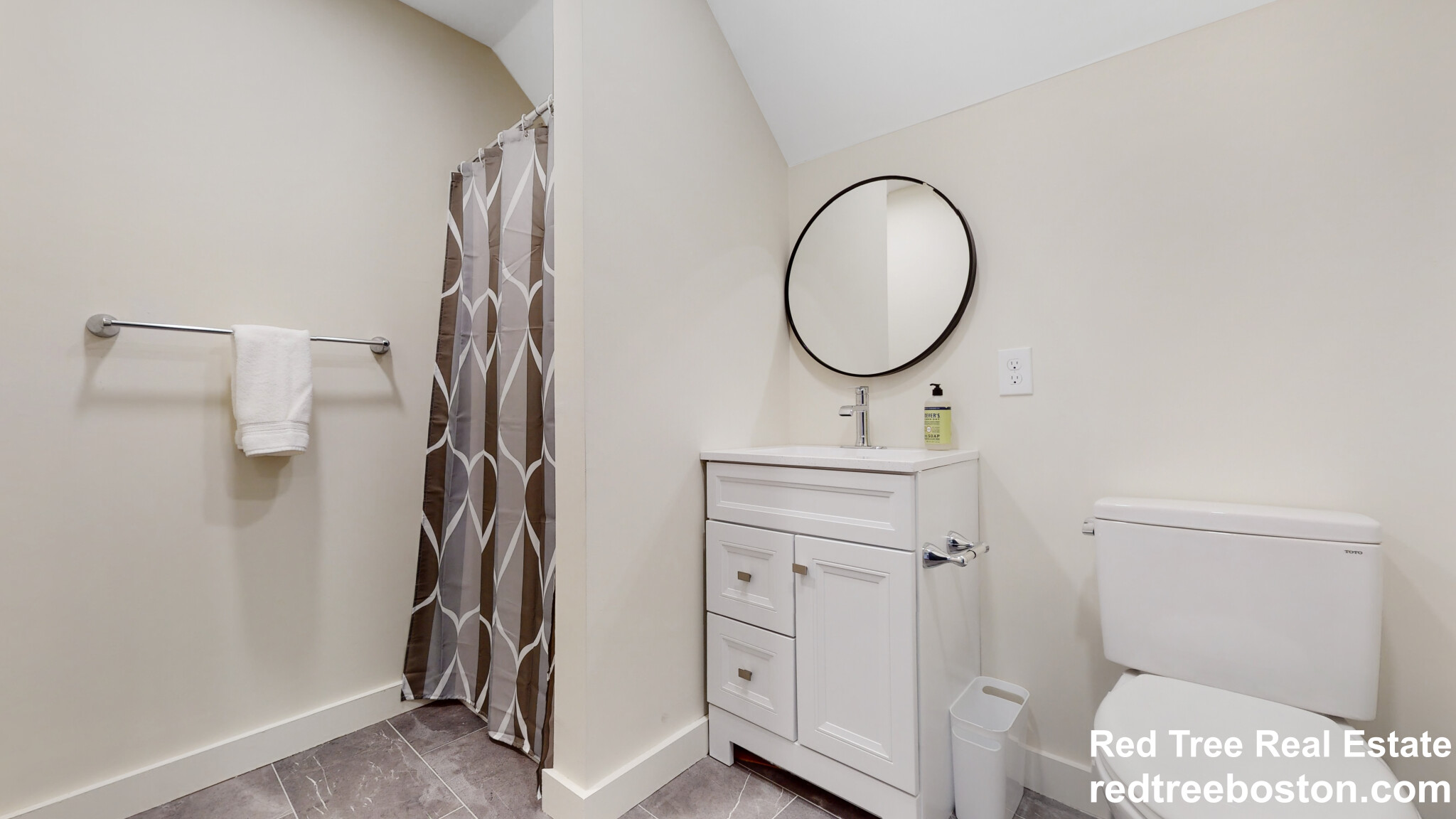 5 Chester Ave, South Side