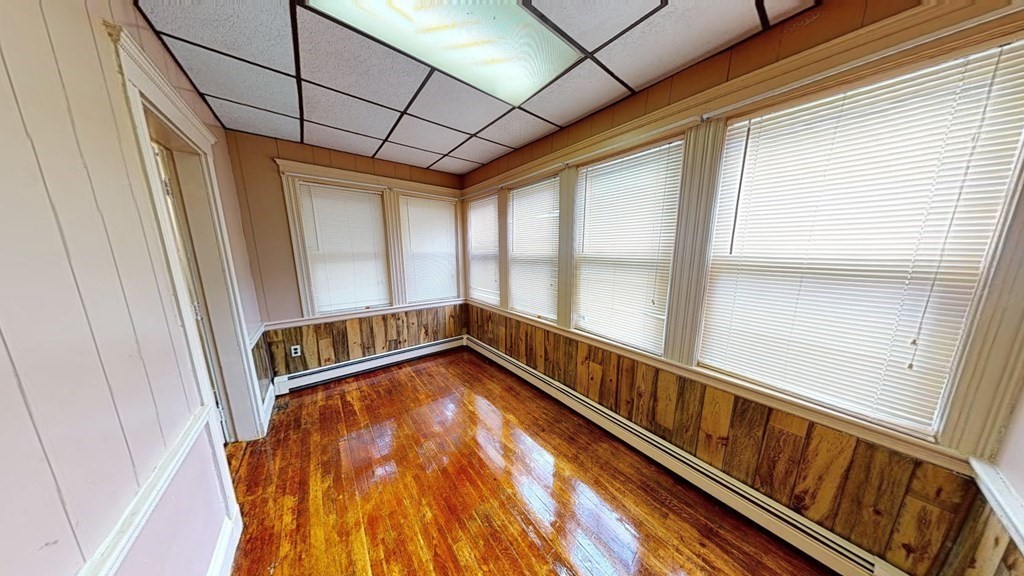 23 Waumbeck St, Roxbury