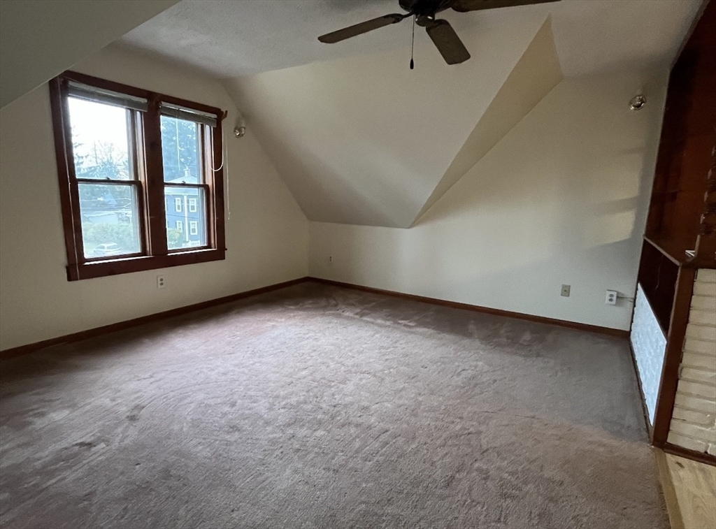 669 Westminster Hill Rd, Fitchburg