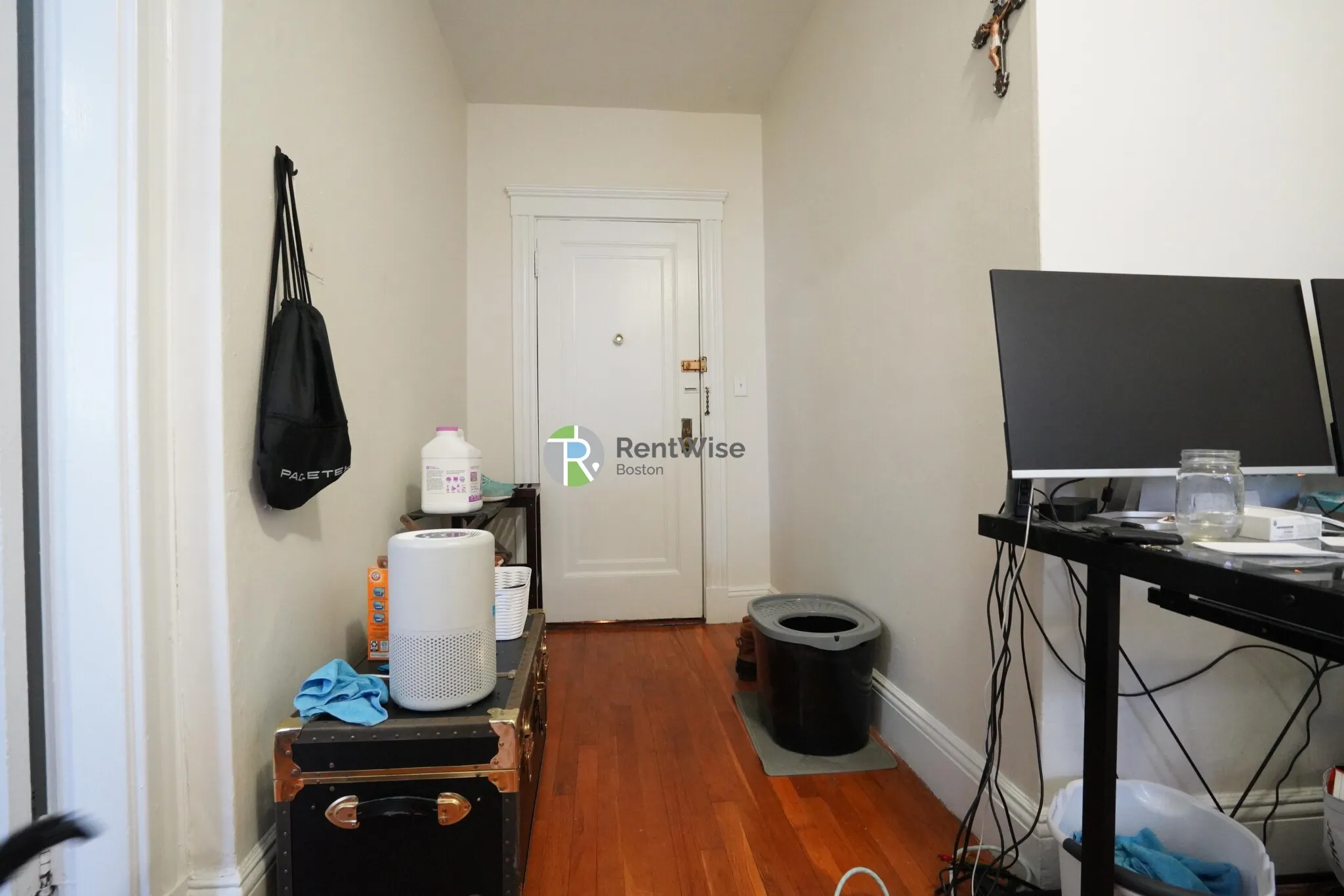 40 Quint Ave, Allston