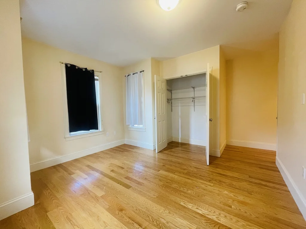 35 Pratt St, Allston