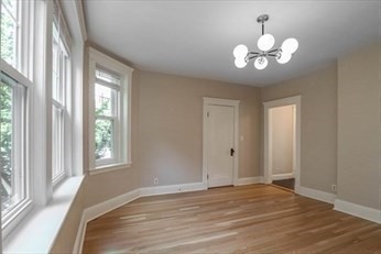 15 Short St, Brookline