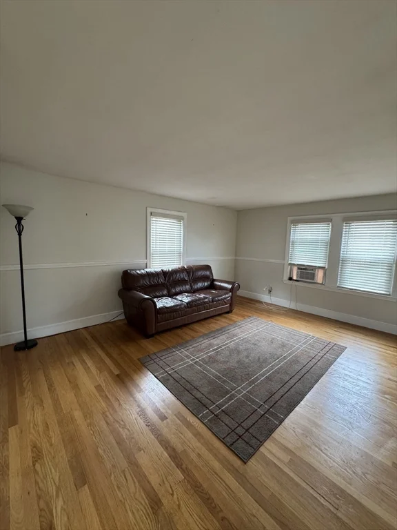 350 Jefferson Ave, Salem