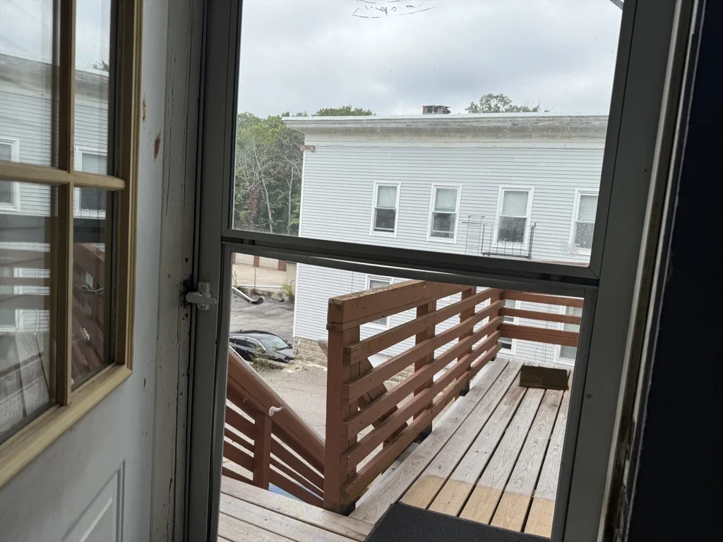 125 High St, North Attleboro
