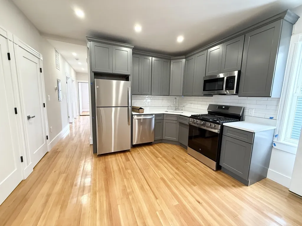 36 Raven St, Dorchester