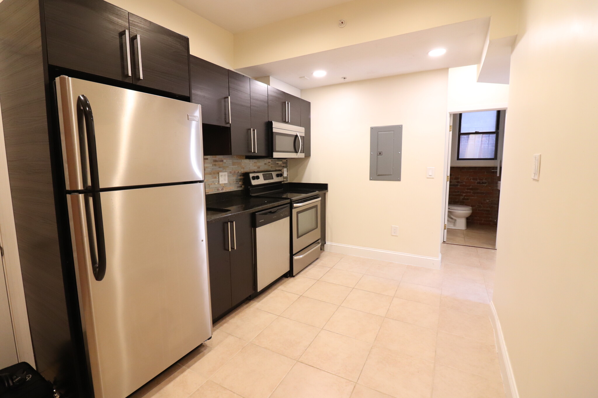 1203 Beacon St, Brookline