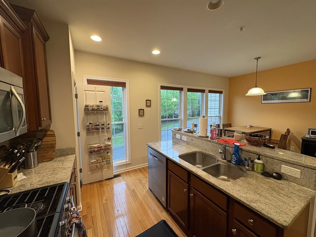 33 Jacob Way, Reading