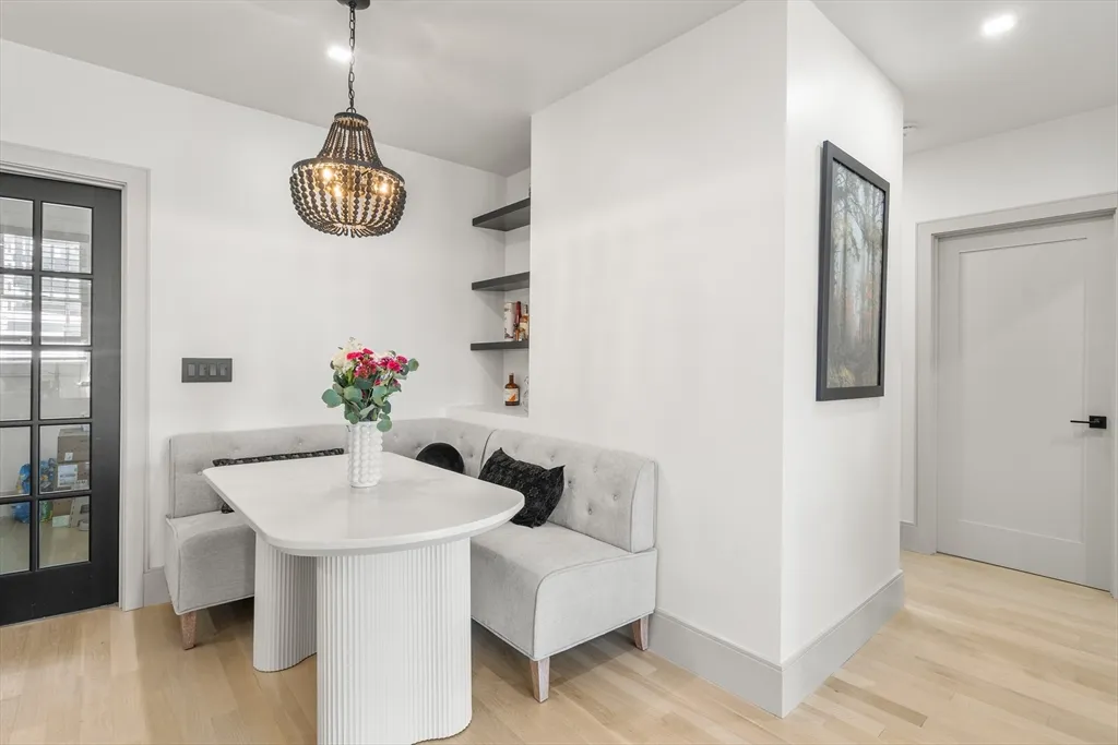 29 S Munroe Ter, Dorchester