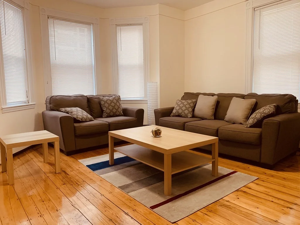 1572 Tremont St, Mission Hill