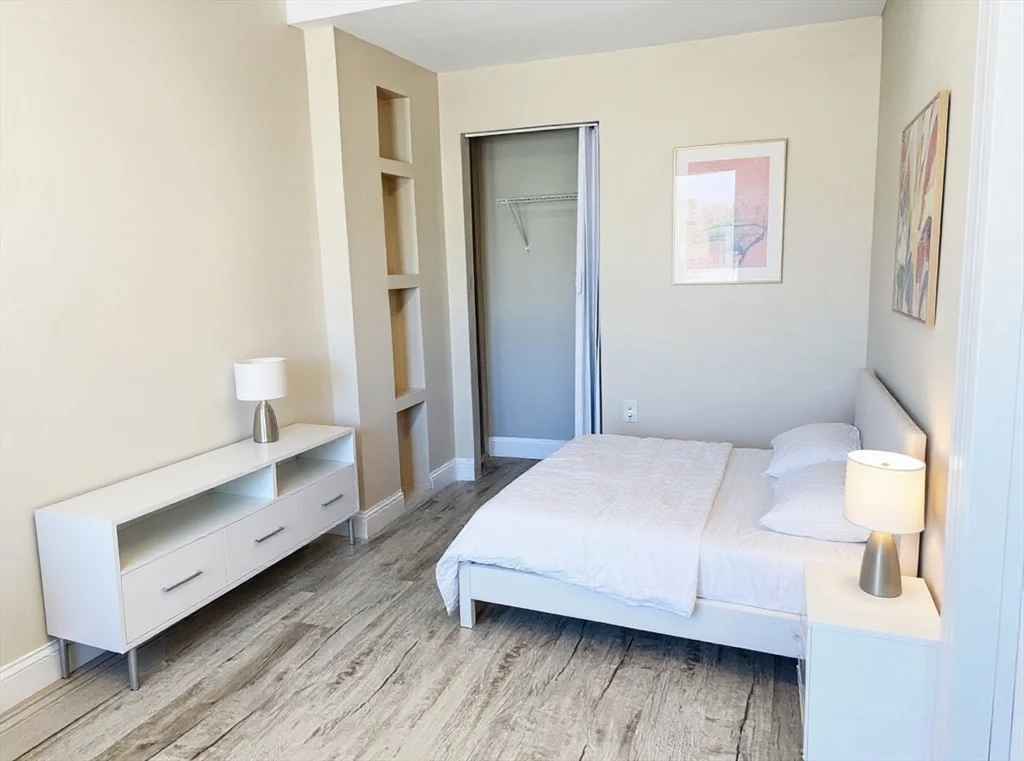 53 Gale Rd, Weymouth