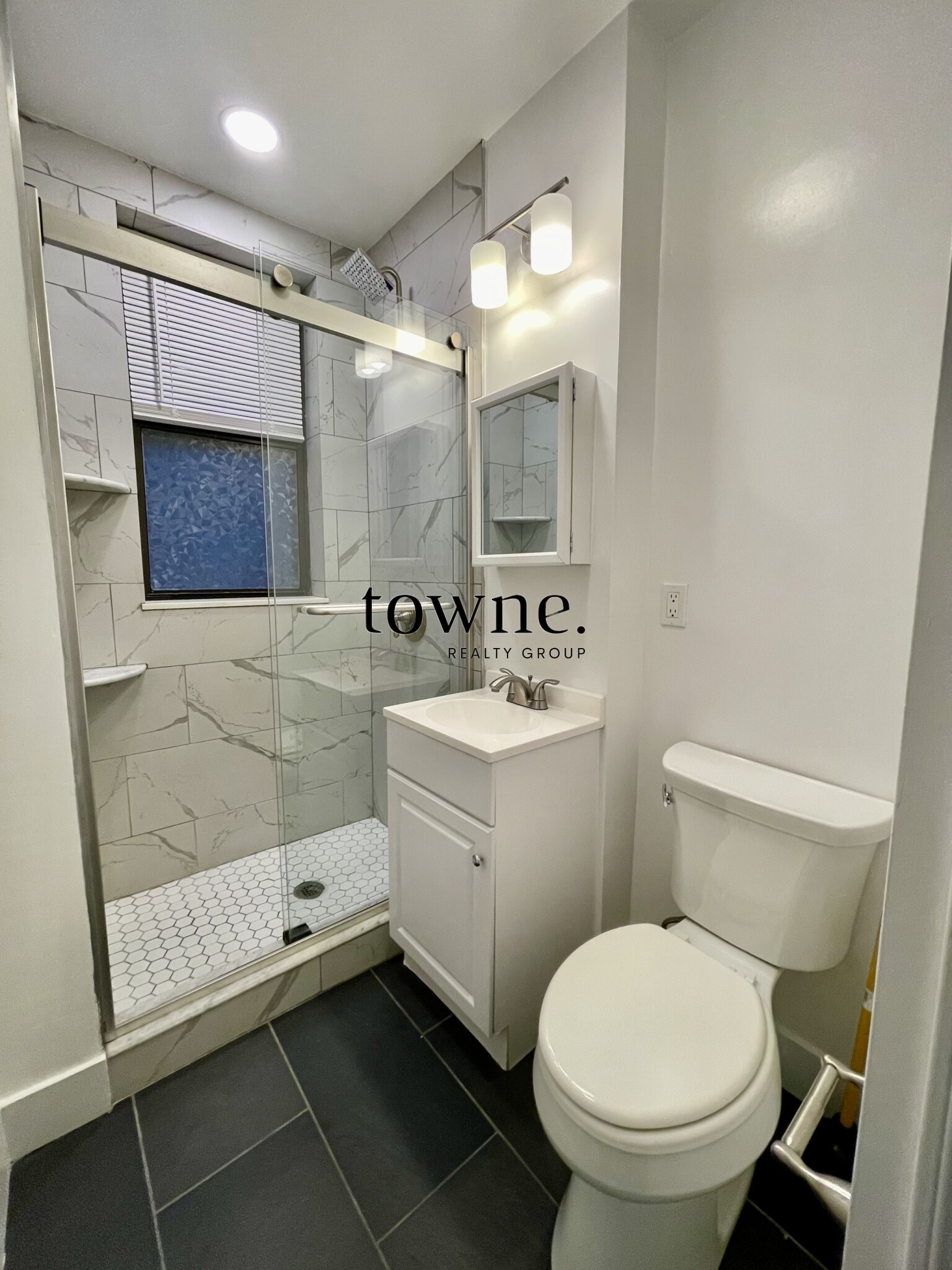 19 Peterborough St, Fenway