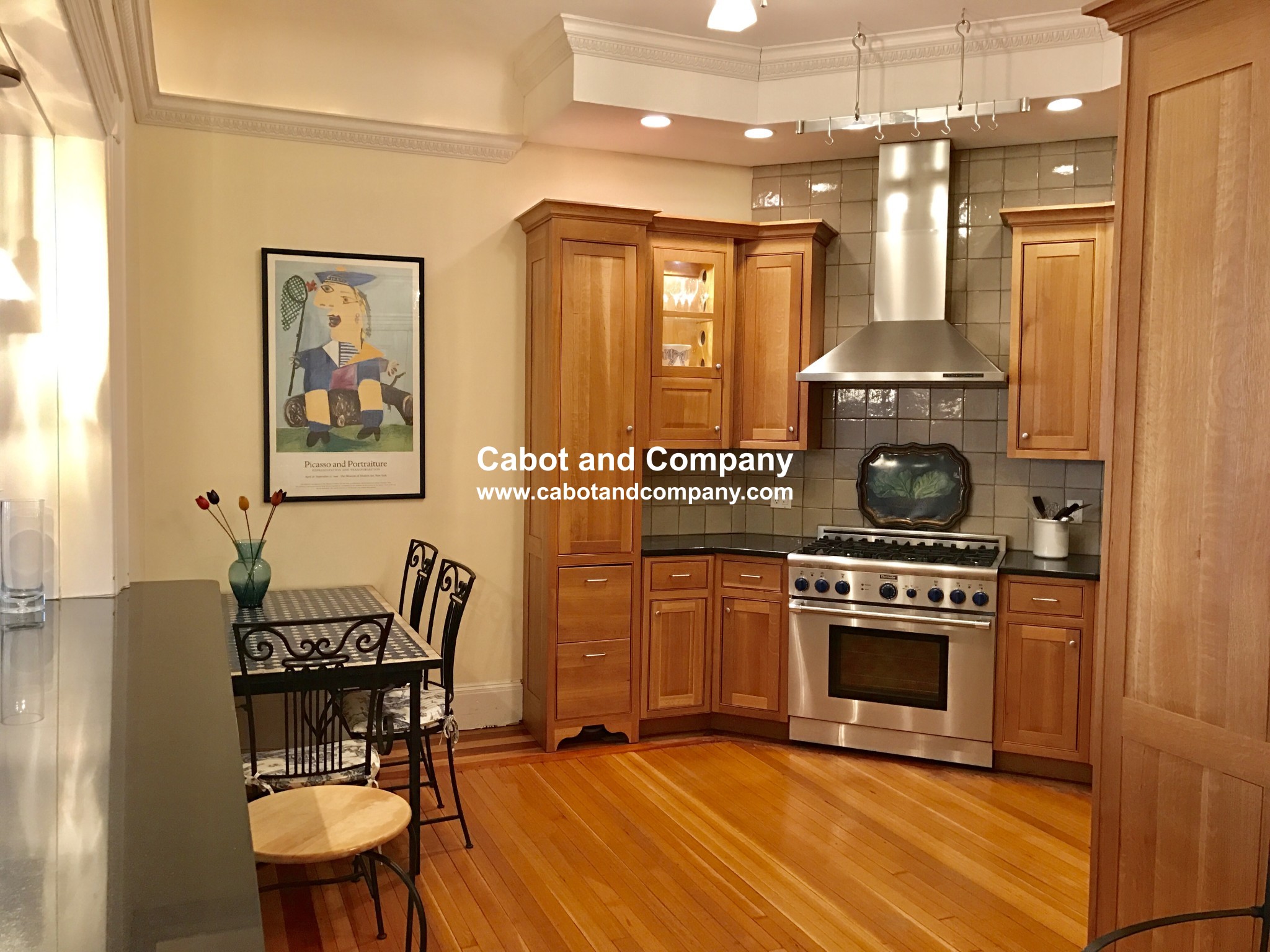 290 Commonwealth Ave, Back Bay